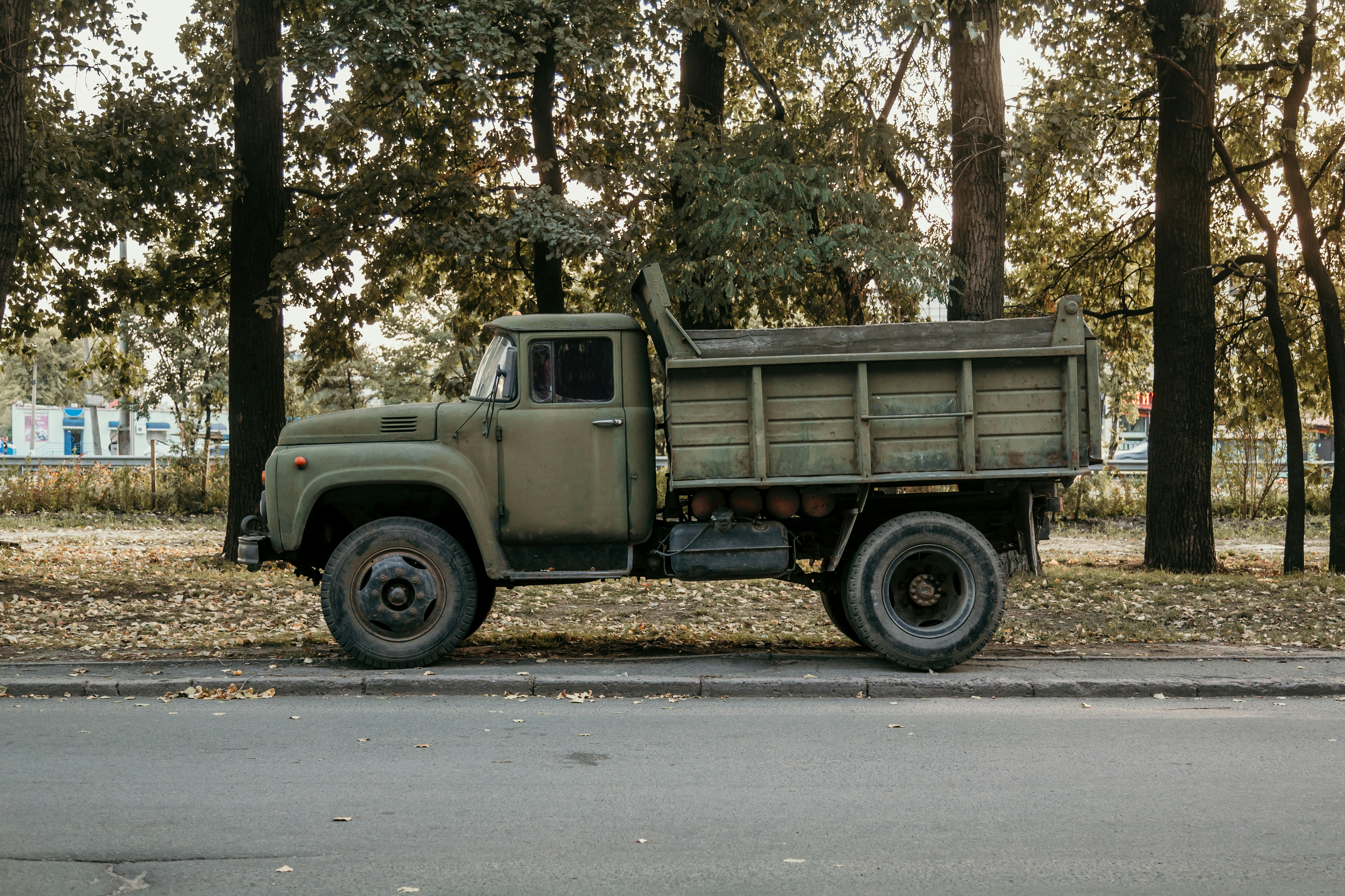 UKRAINE. Kiev. 2019. ZIL-130. ЗИЛ-130 (ЗИЛ-431410) - советский грузовой автомобиль разработки и производства автомобильного завода имени Лихачёва в Москве. Один из самых массовых автомобилей в истории советского автопрома(было выпущено около 3,4 млн штук).