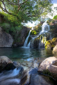 waterfalls at daytime close-up photography
