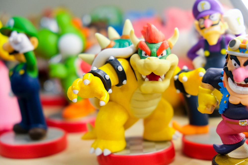 Super Mario character figurines