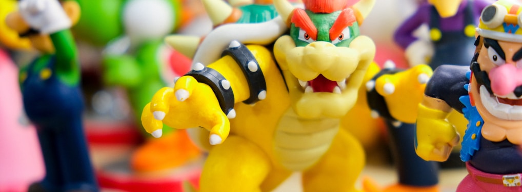 Super Mario character figurines