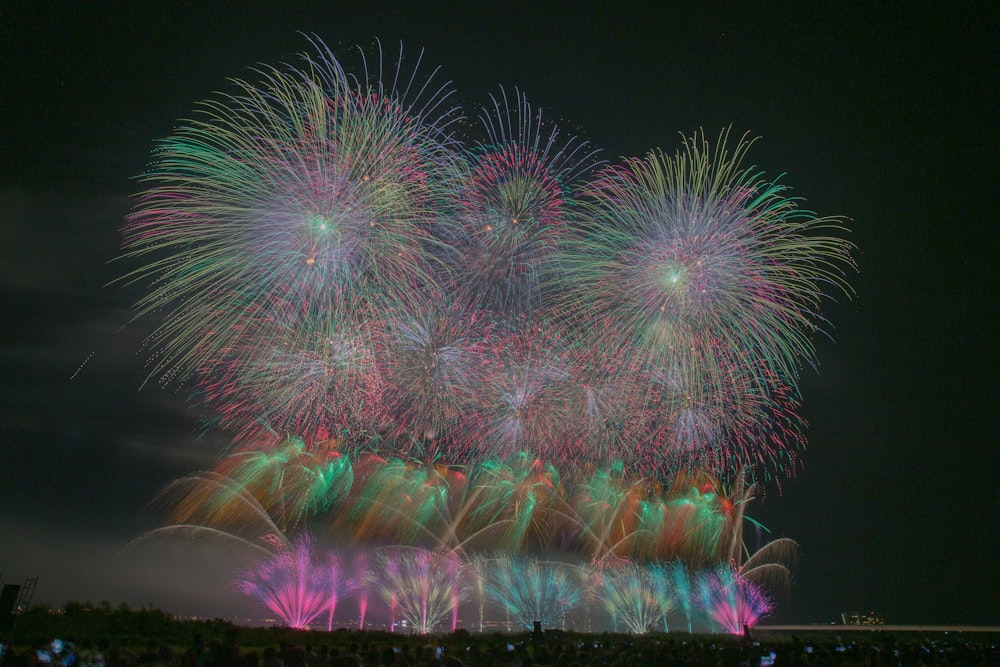 fuegos artificiales de colores