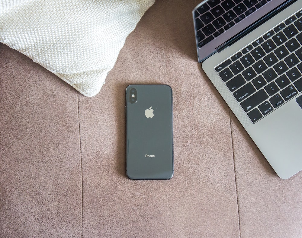 iPhone X gris sidéral