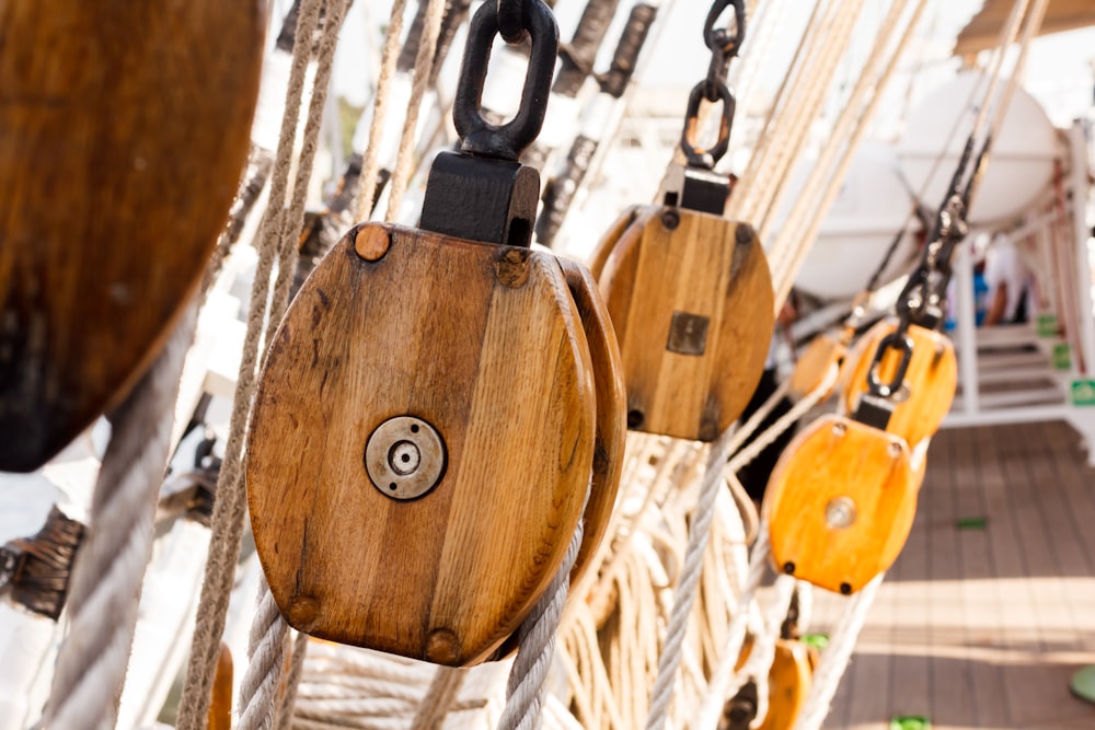 sailing ship with pulley