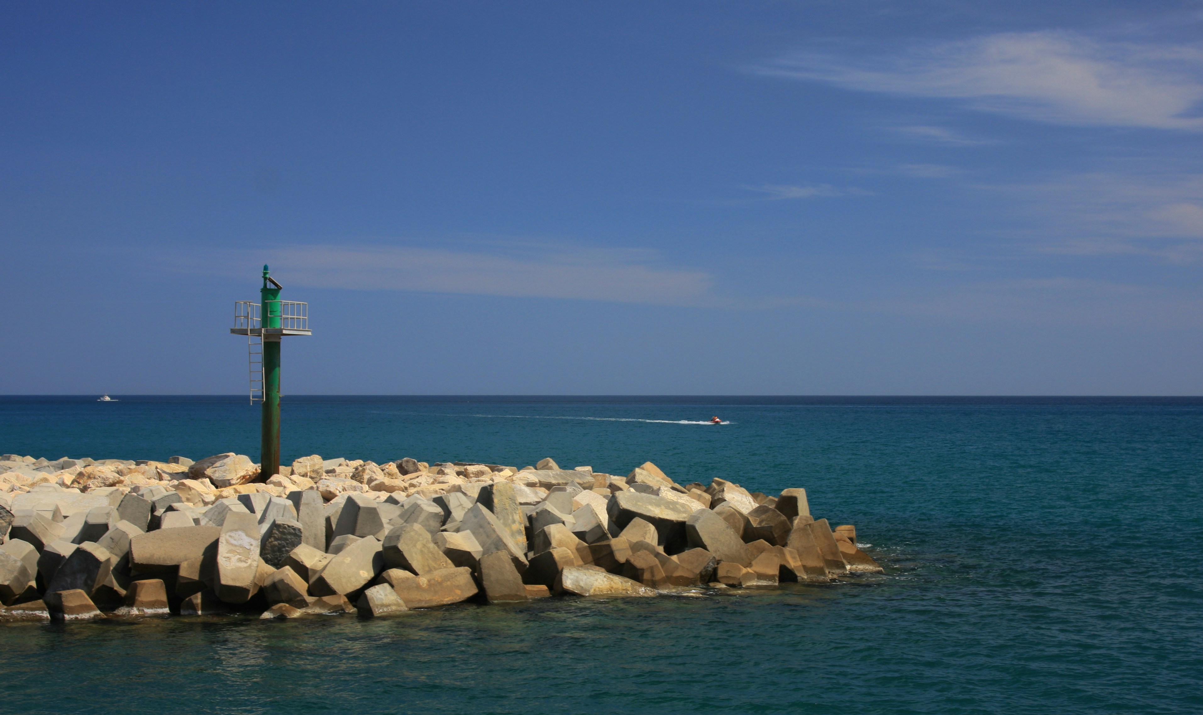 Photo by alien_frame