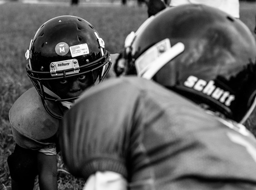 children plays football in the movie Little Giants