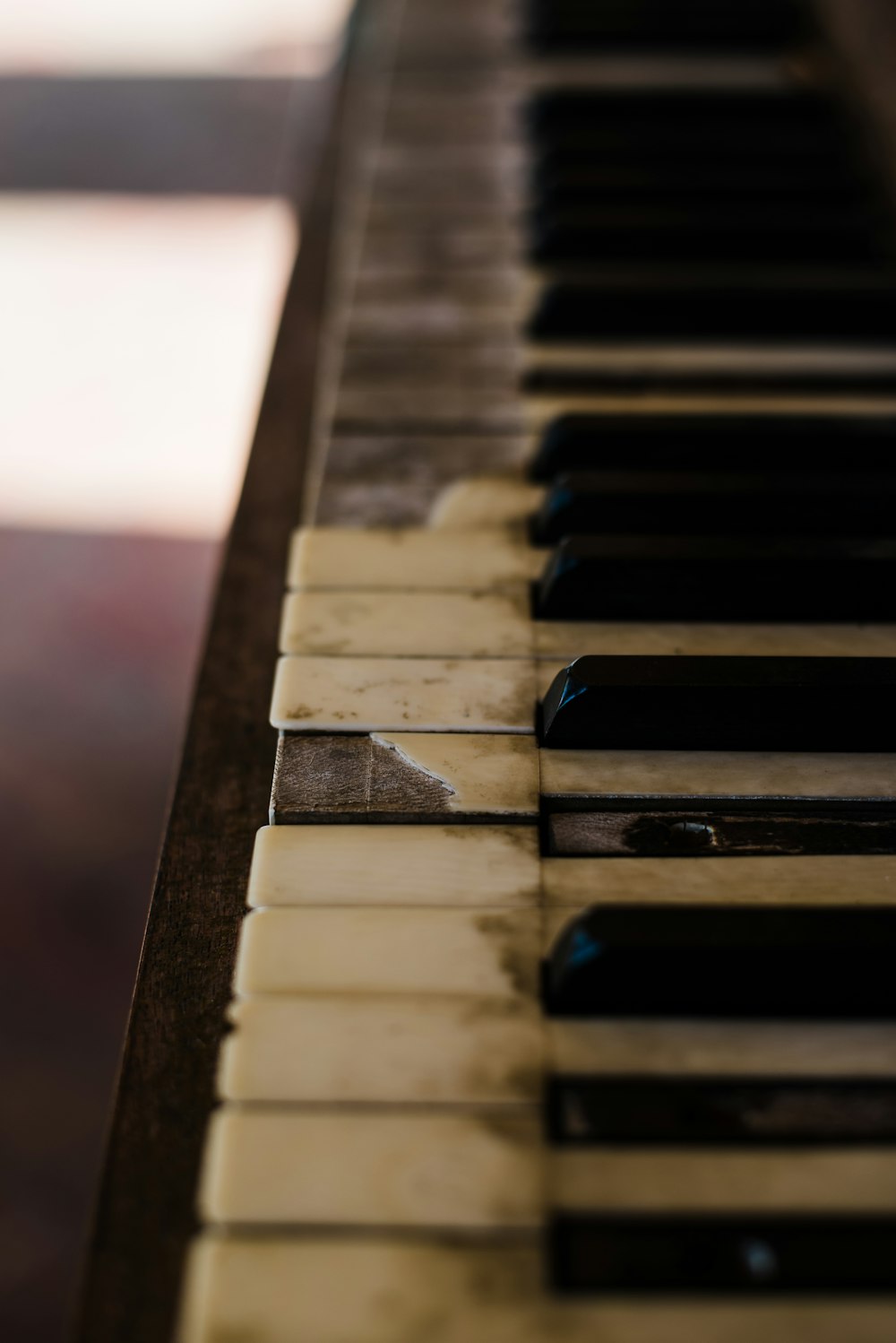 white piano