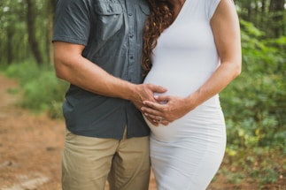 couple on focus photography