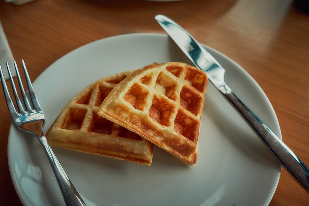 pancake with knife and fork