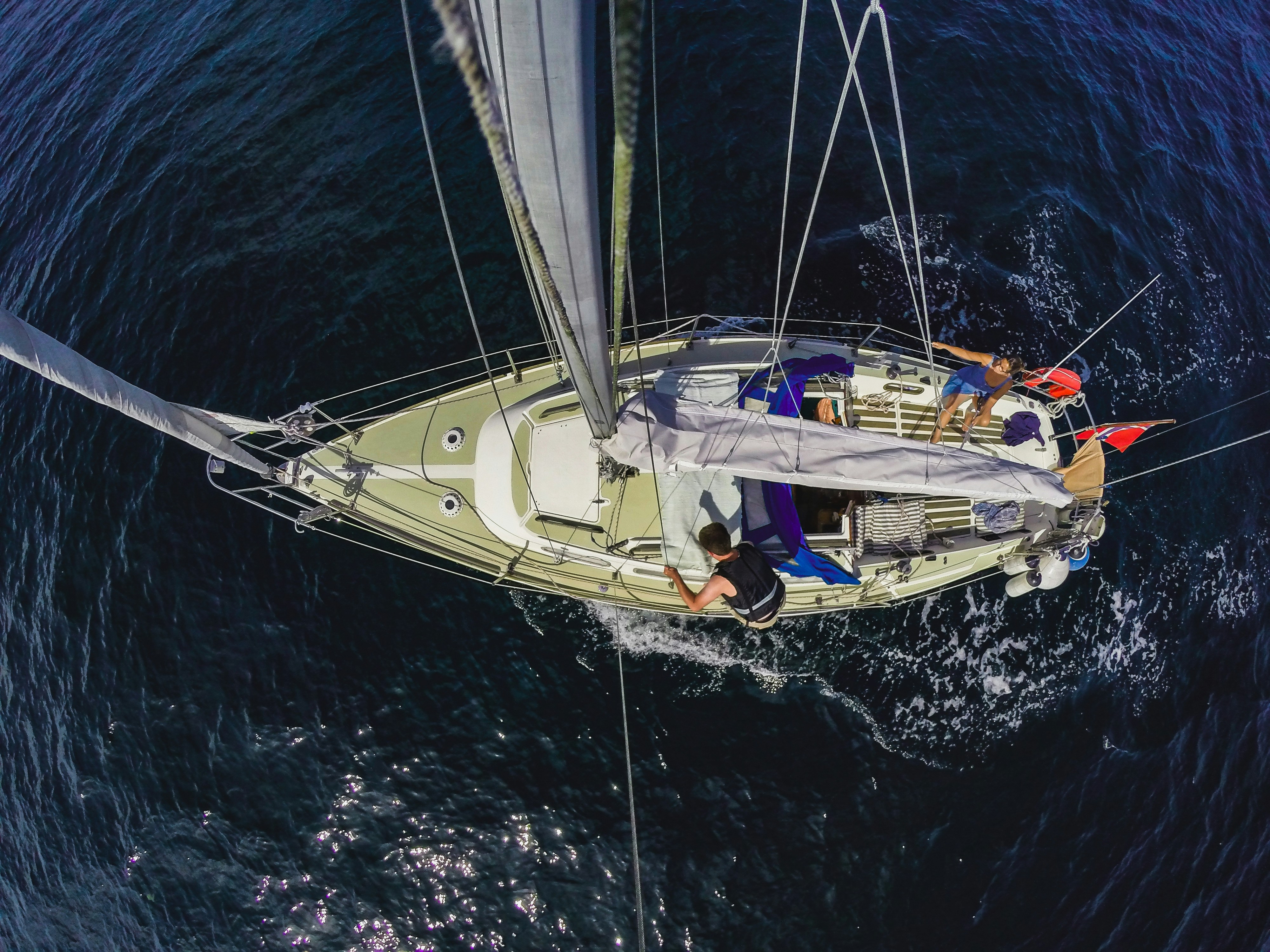 Photo by gunnarridder