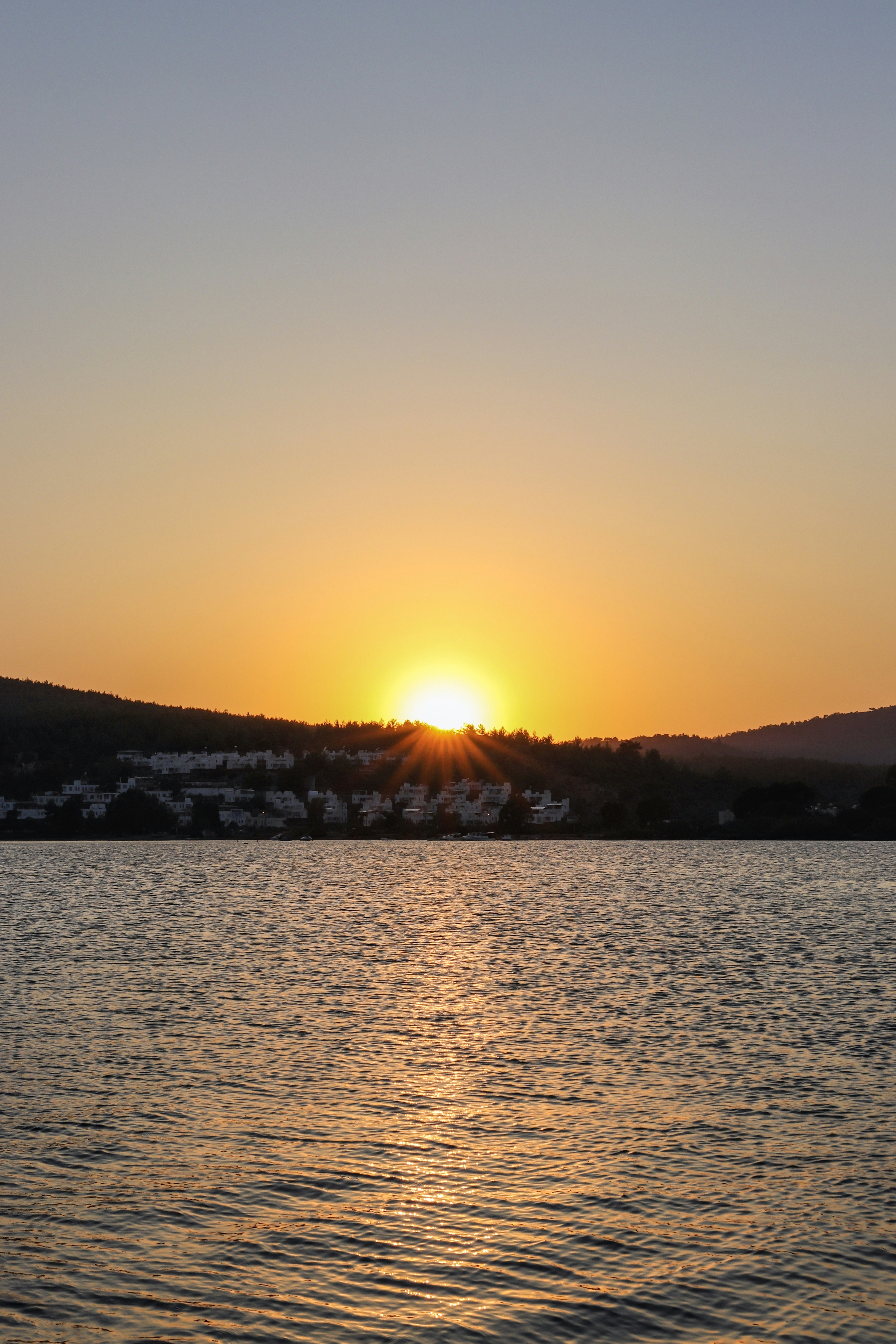 Body of water during golden hour photo – Free Turkey Image on Unsplash