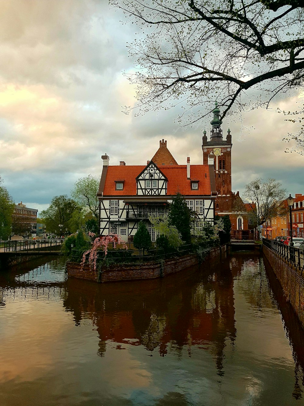 house near river'