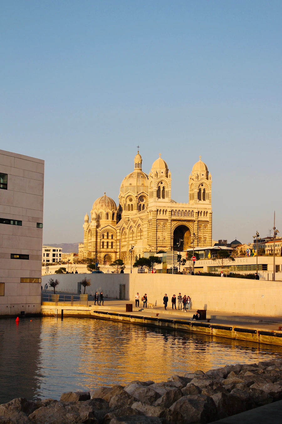 Conciergerie Airbnb La Joliette · Euroméditerranée Marseille