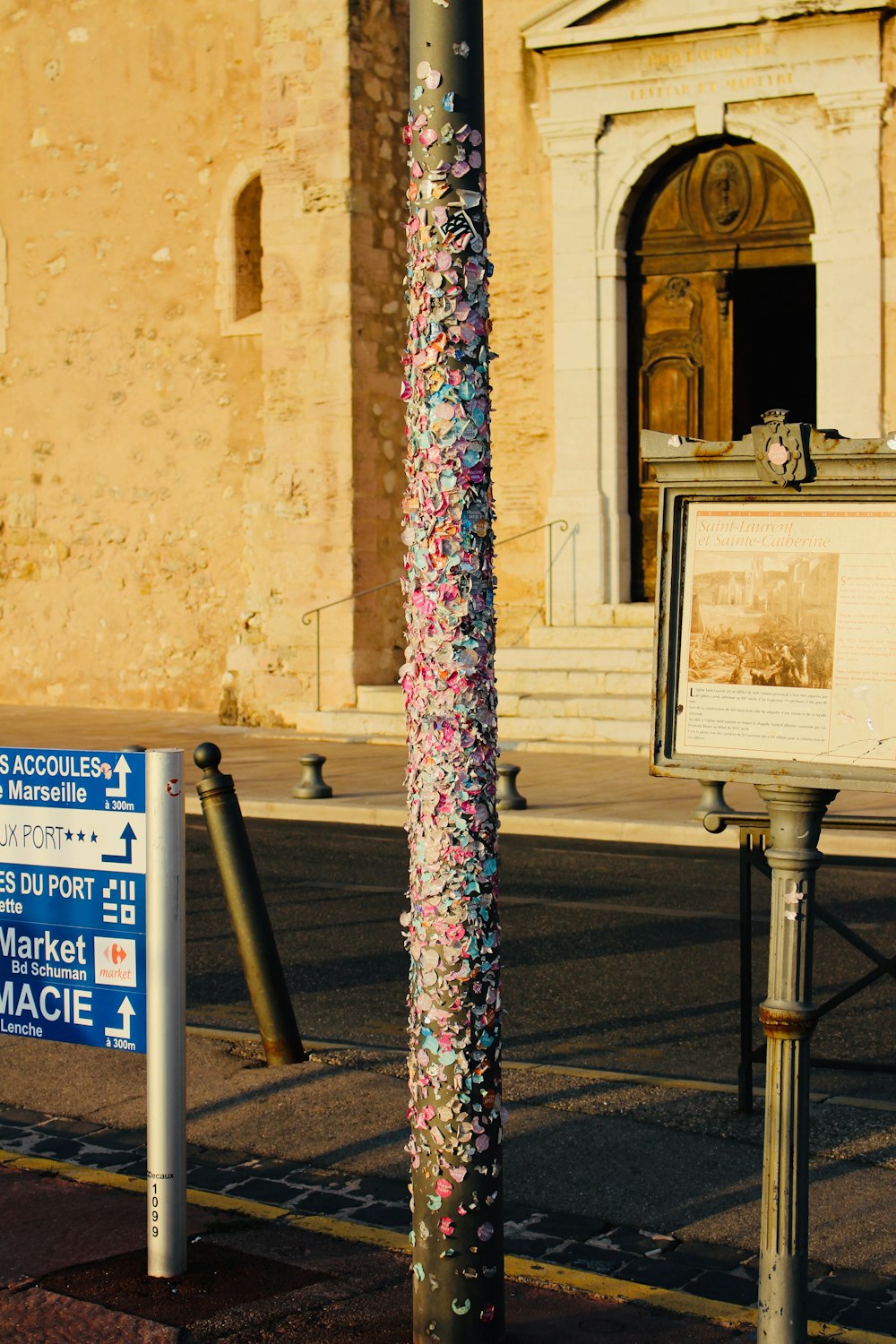 multicolored pole