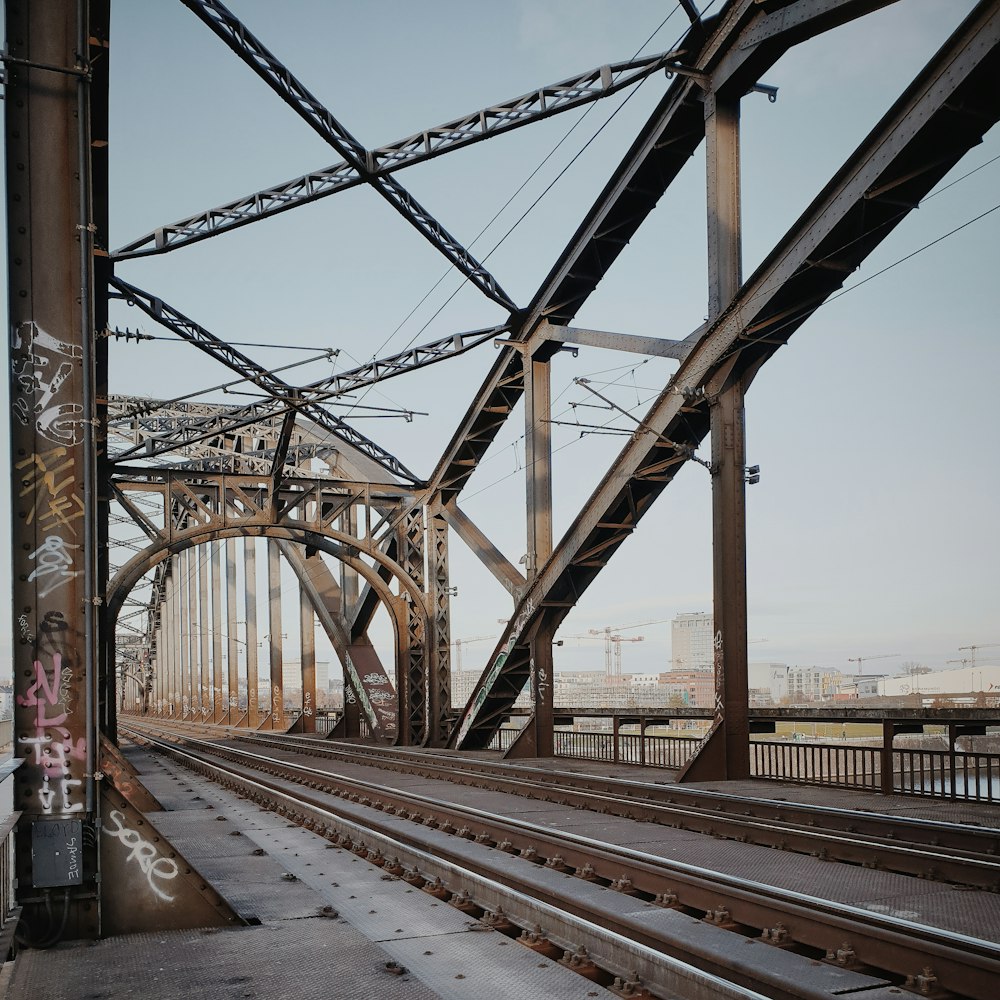 brown metal train rail