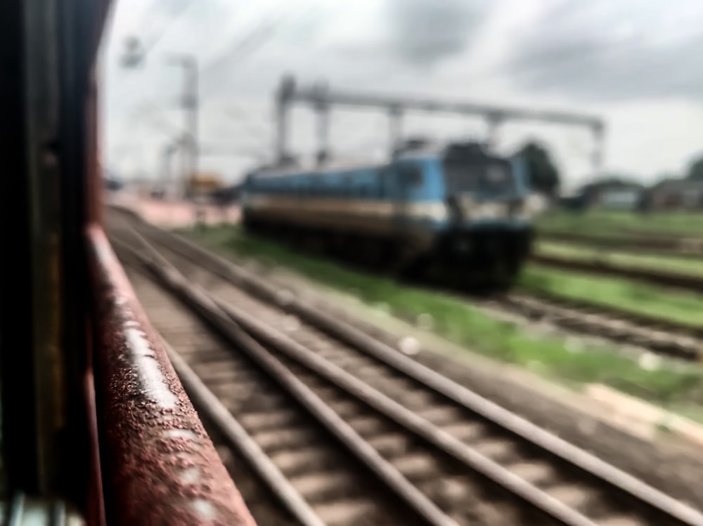 closeup photo of train at daytime