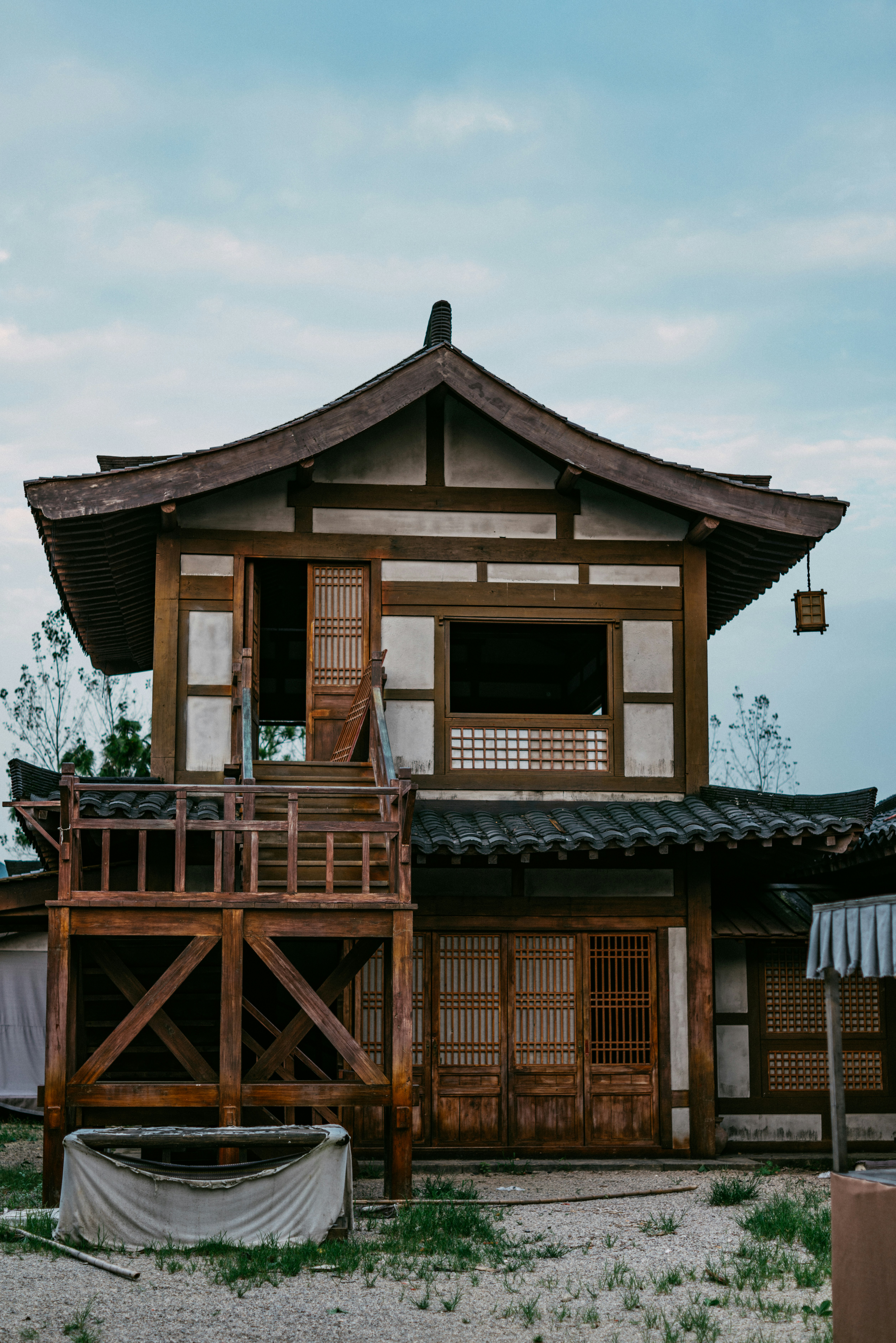 brown and white wooden house photo – Free Building Image on Unsplash