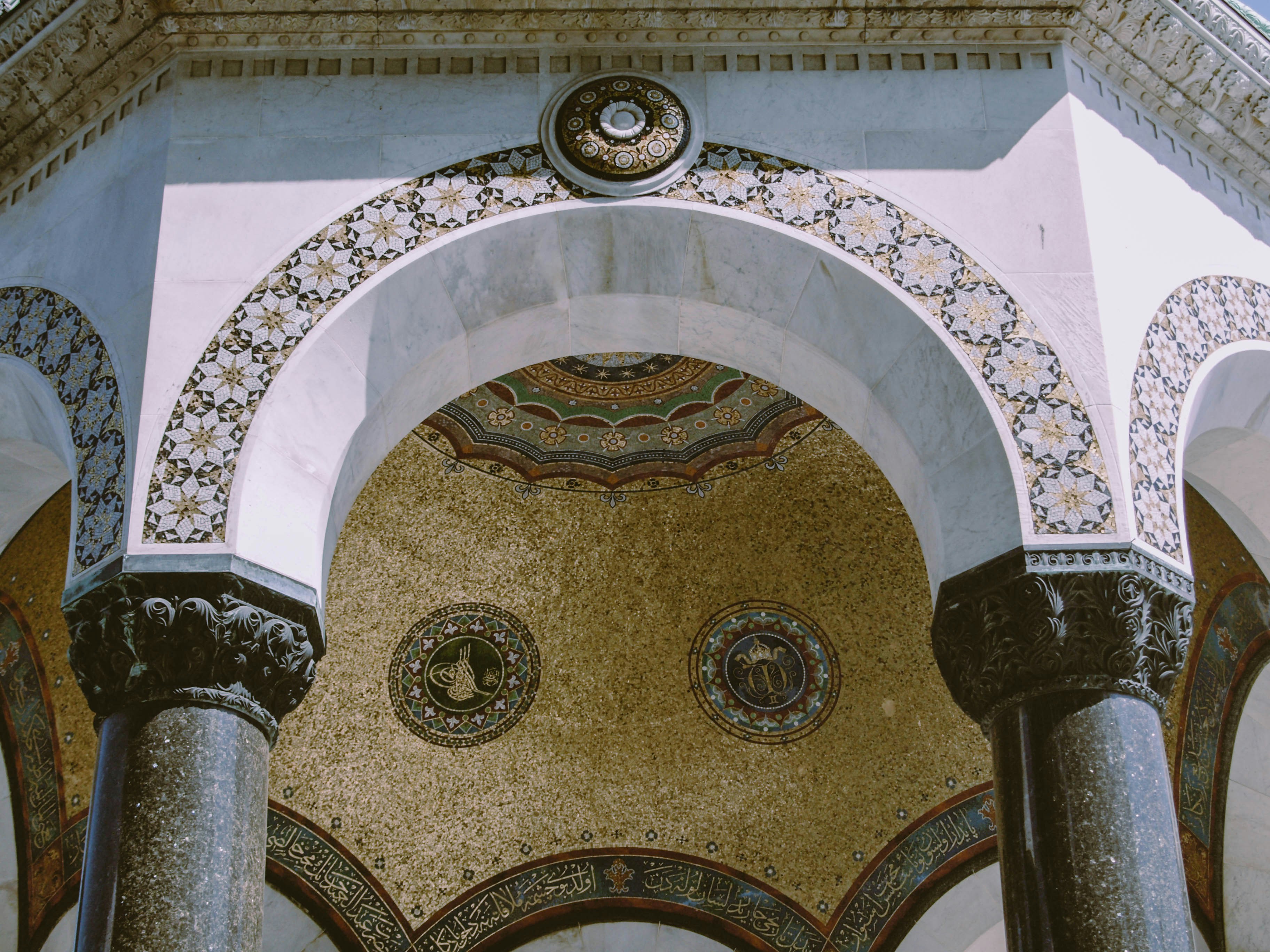 Ottoman-period architectural details in Berat