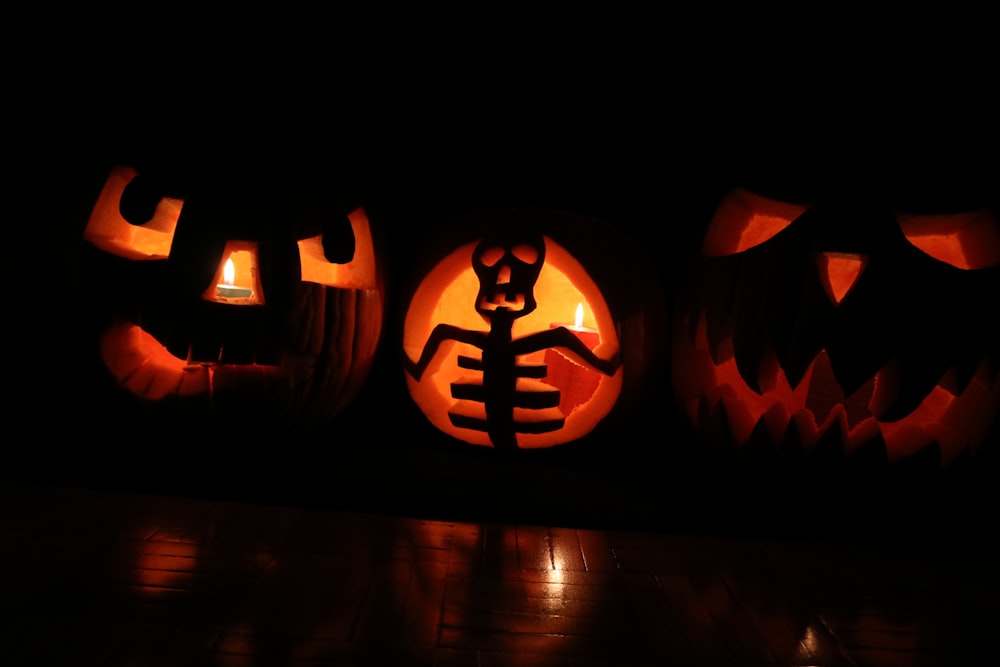 two Jack 'o Lanterns