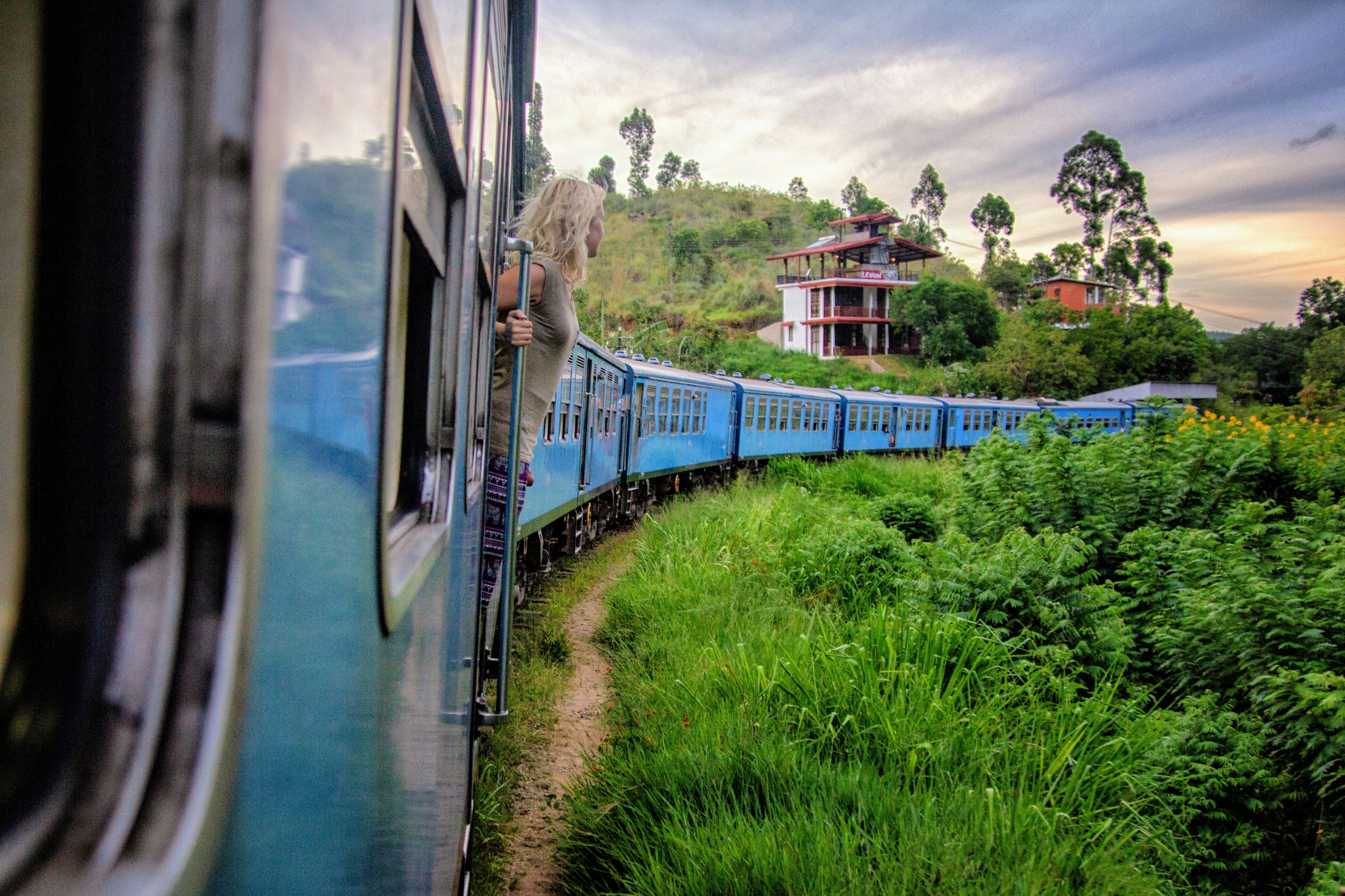 Kandy to Ella train travel