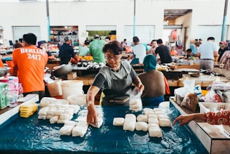 woman piling pack of white dust
