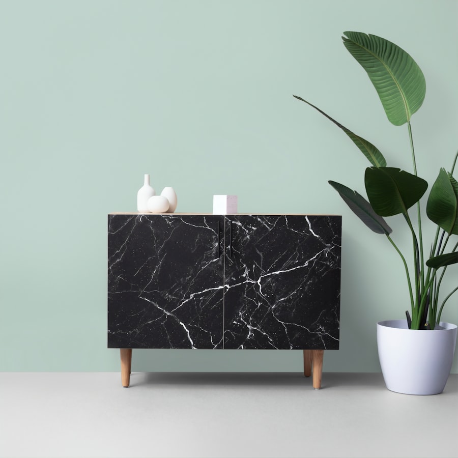 Decorative bowl with natural objects on coffee table