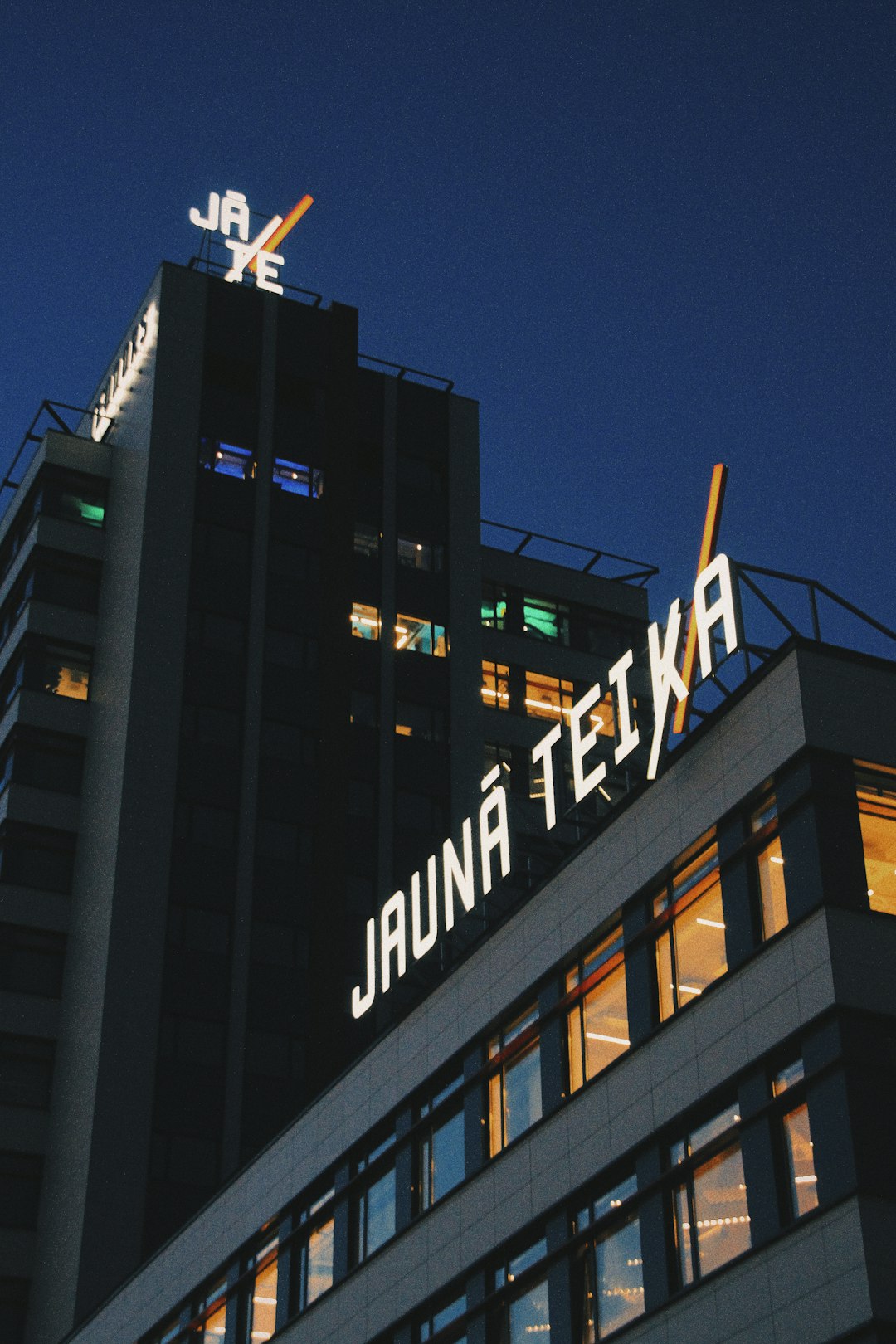 Jauna Teika building
