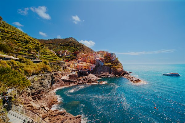 Ocean during daytim — Cinque Terre, Italy