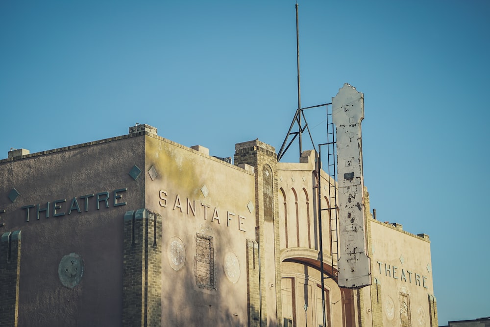 Santafe theatre bu ilding