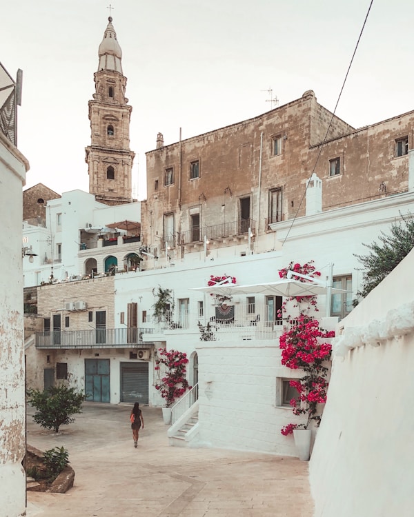 Monopoli: Exploring Local Culture & Traditions