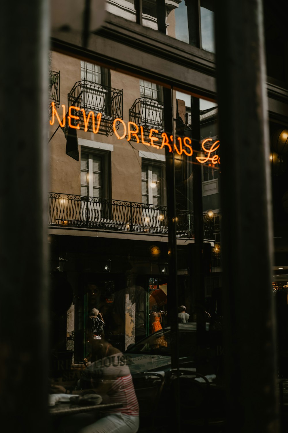 lighted New Orleans neon sign