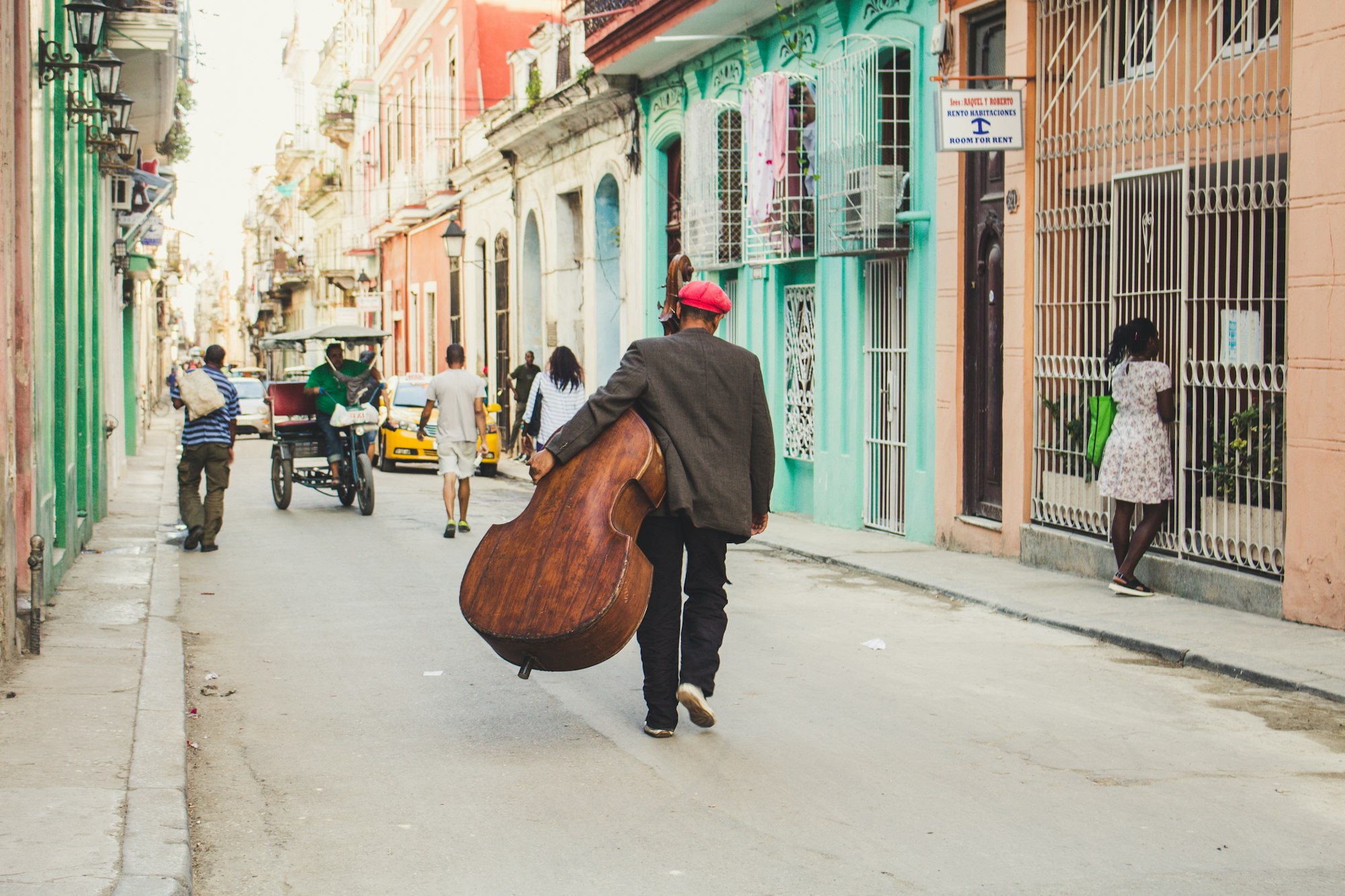 "Mi Habana nunca soñada". (Artículo en la revista Infobibliotecas)