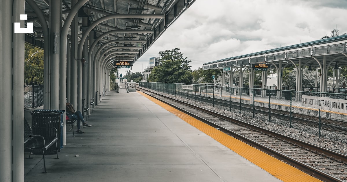 Gray train station photo – Free Grey Image on Unsplash