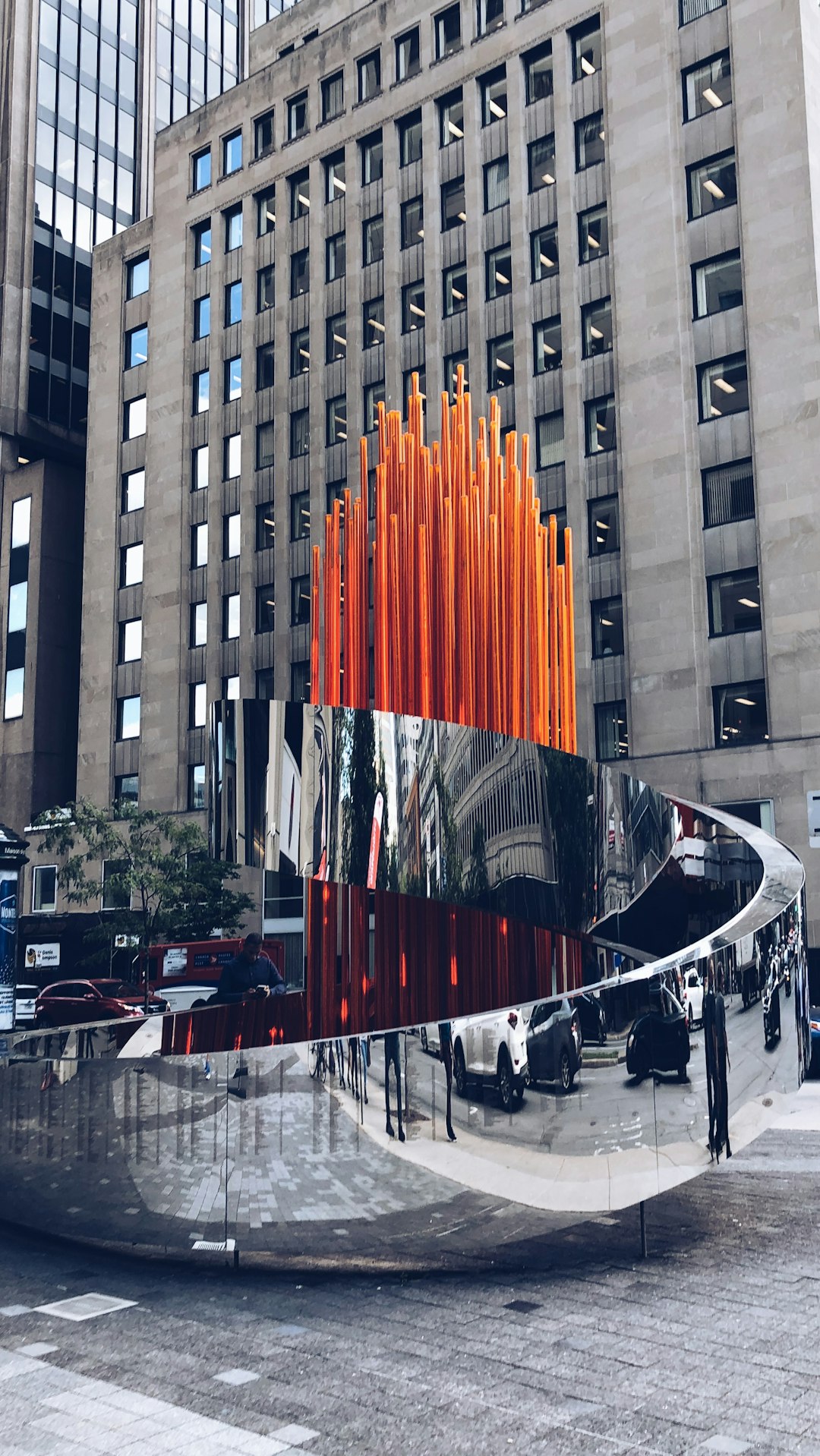 Landmark photo spot 500 Boulevard René-Lévesque O Université de Montréal