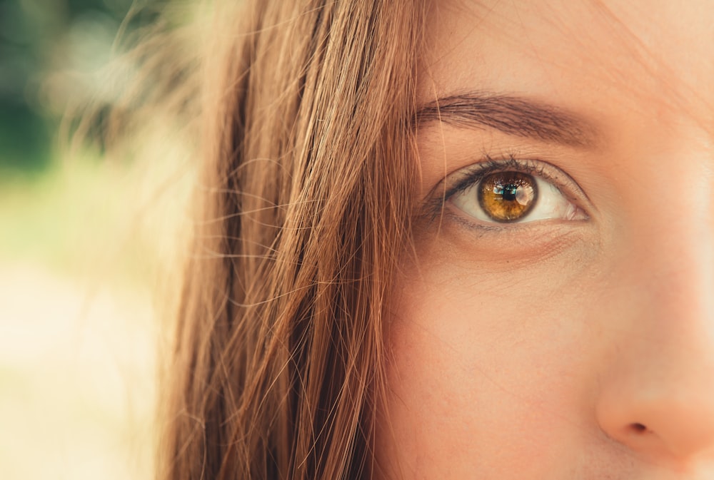 women's brown eyes