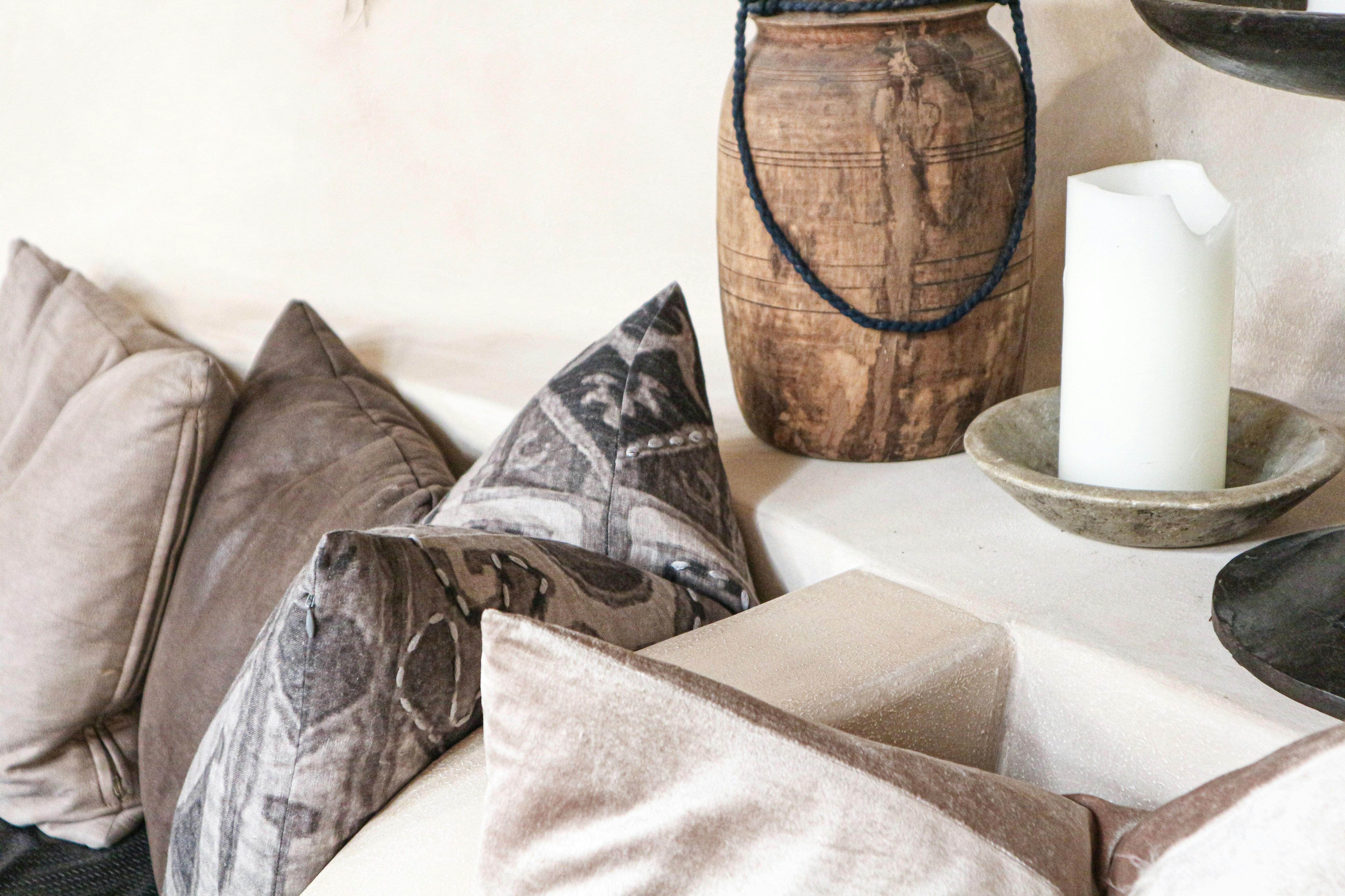 assorted-color throw pillow lot