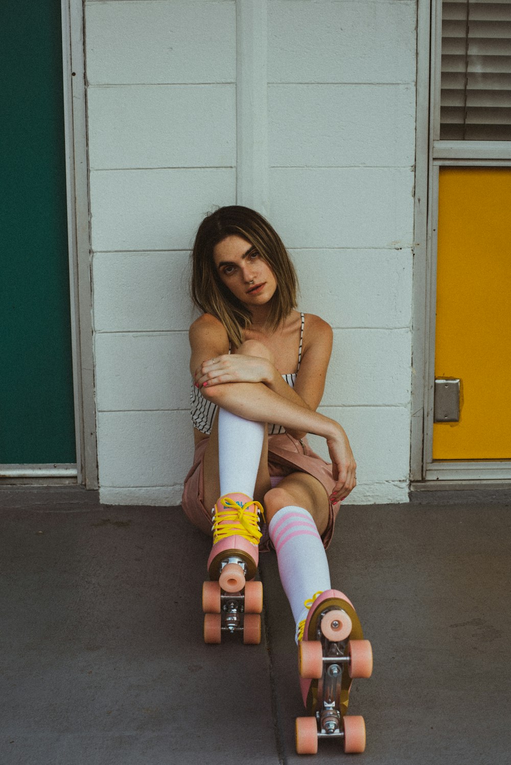 woman using roller skates