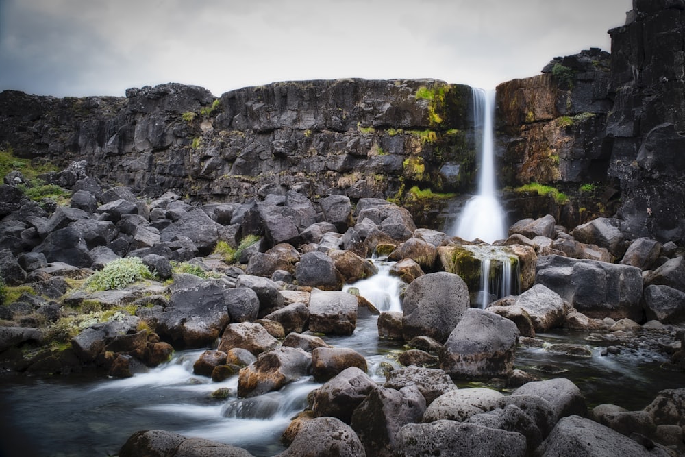 photography of waterfalls during daytime