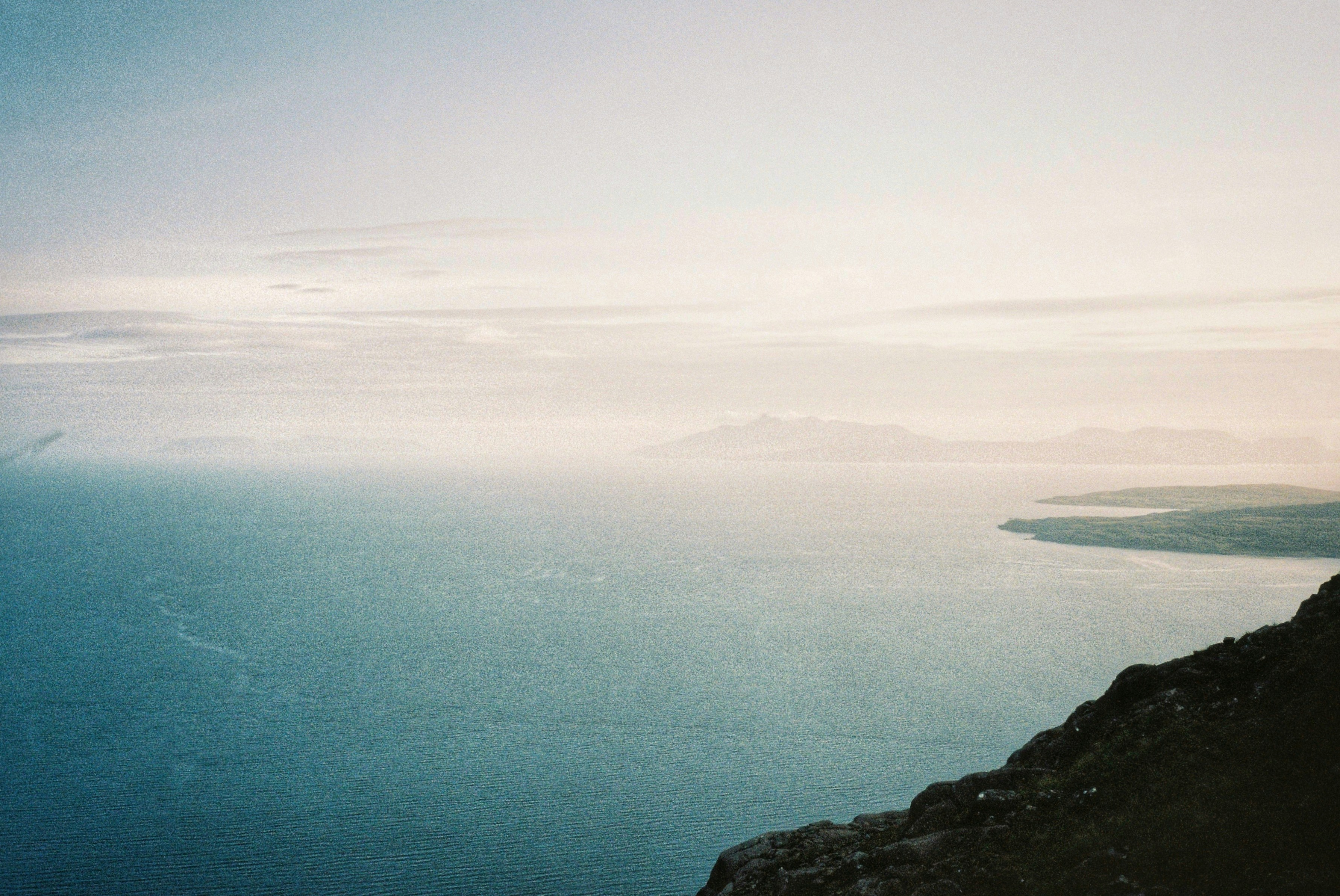 Photo by tomasrobertson