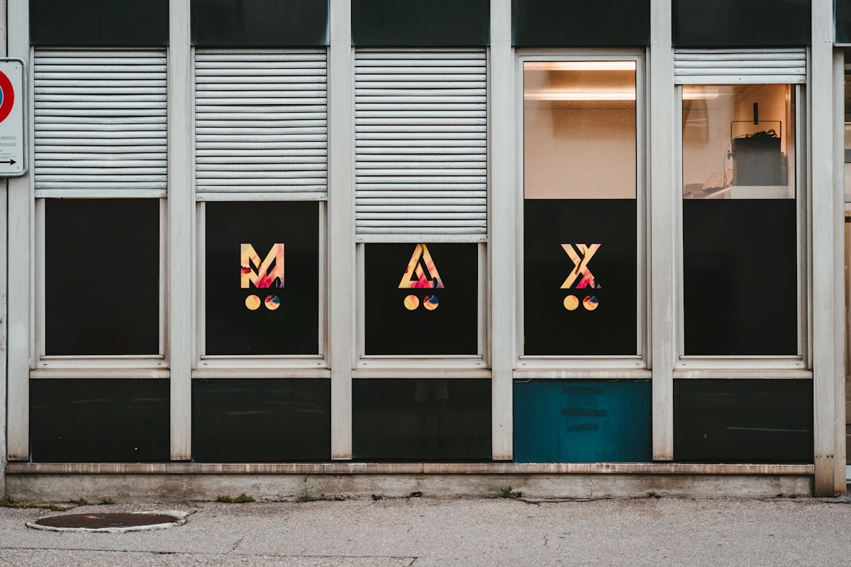 Max Stirner a jeho Egoizmus: Kritika liberalizmu a ľudských práv