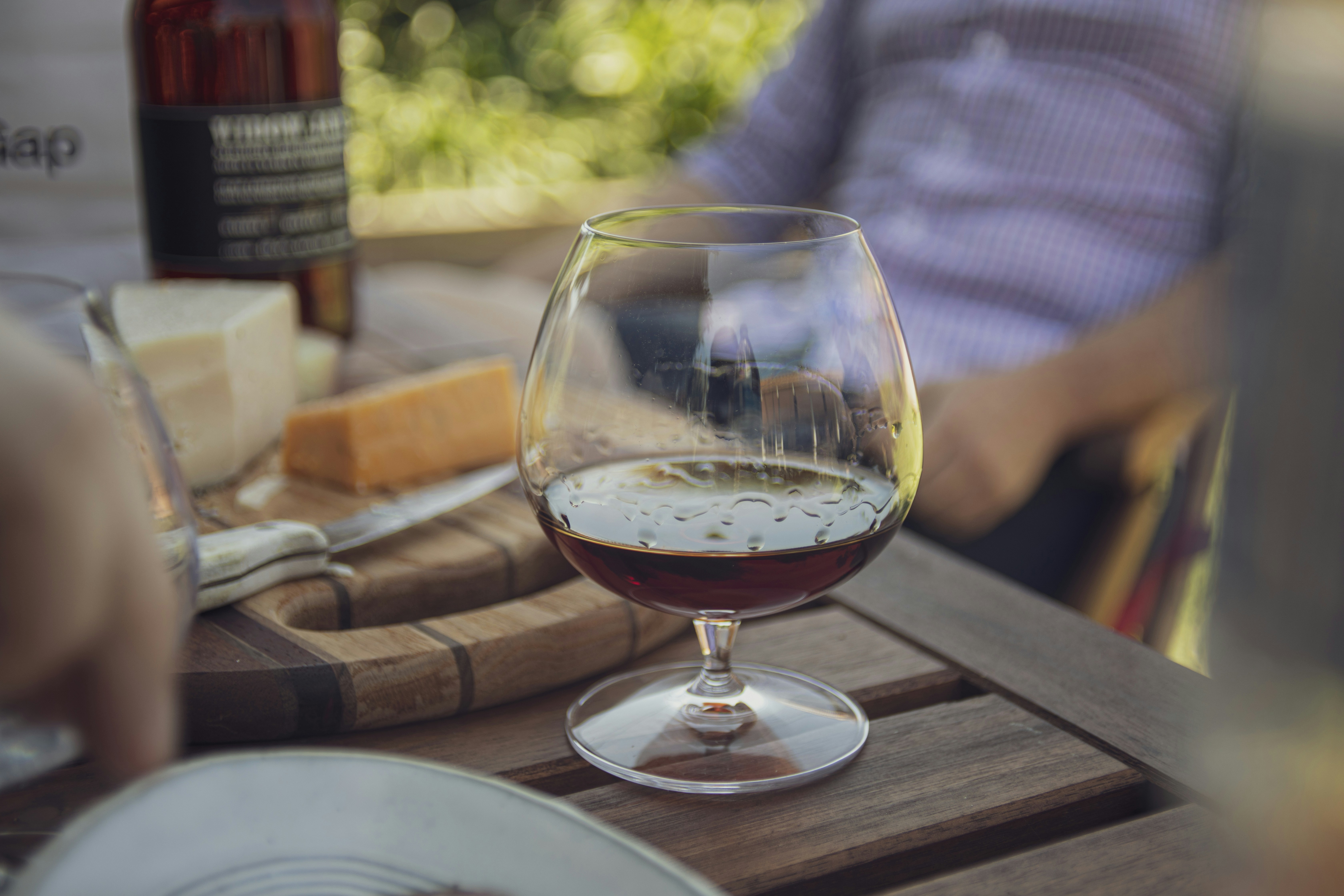 Whats Involved In Creating An Outdoor Kitchen Or BBQ Space?