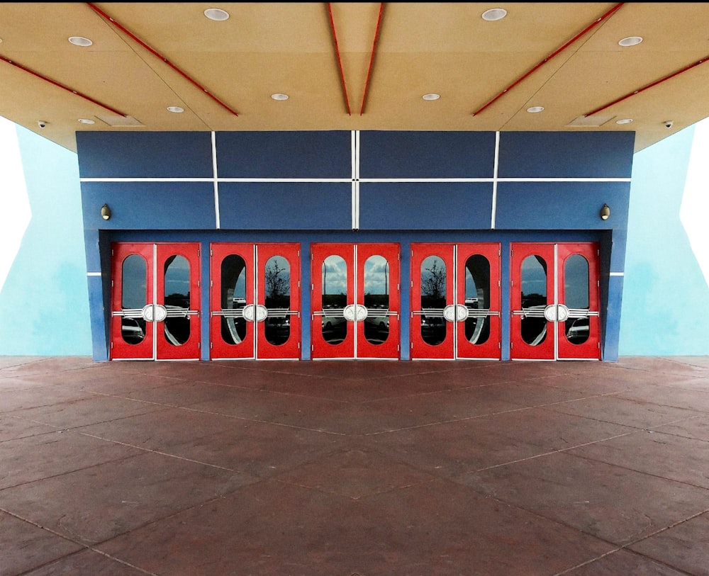 architectural photography of blue and red monument