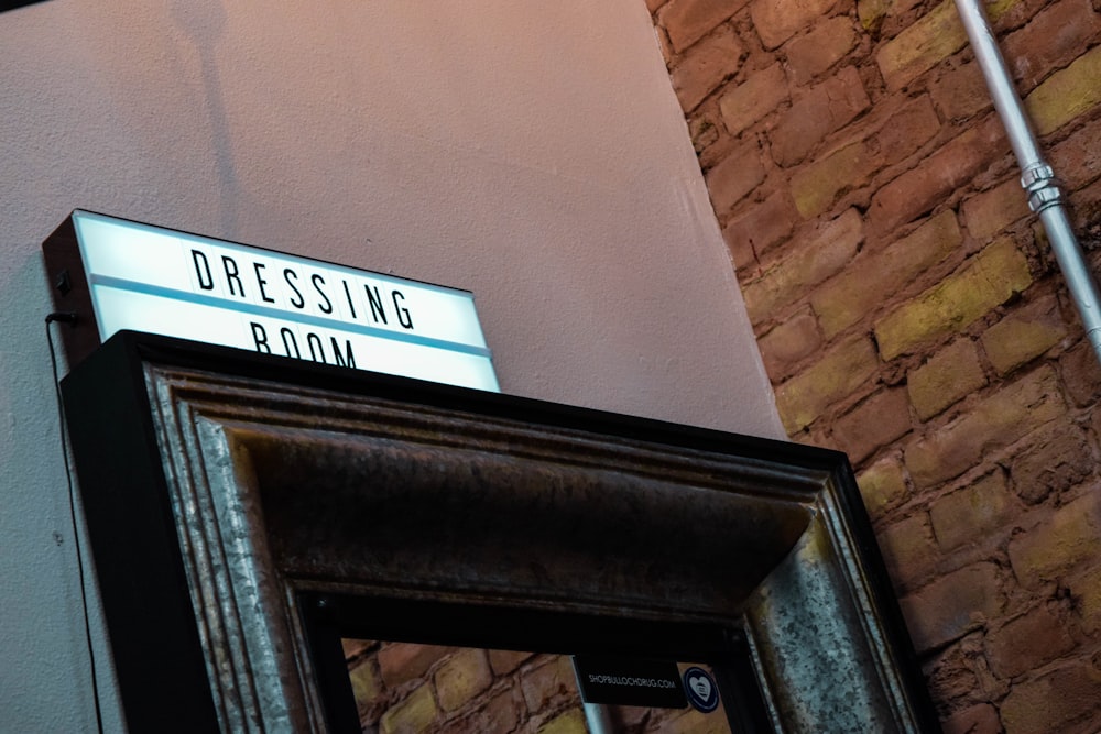 dressing room lighted signage