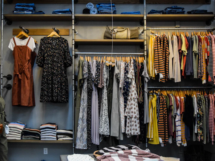 Vintage clothing pop-up