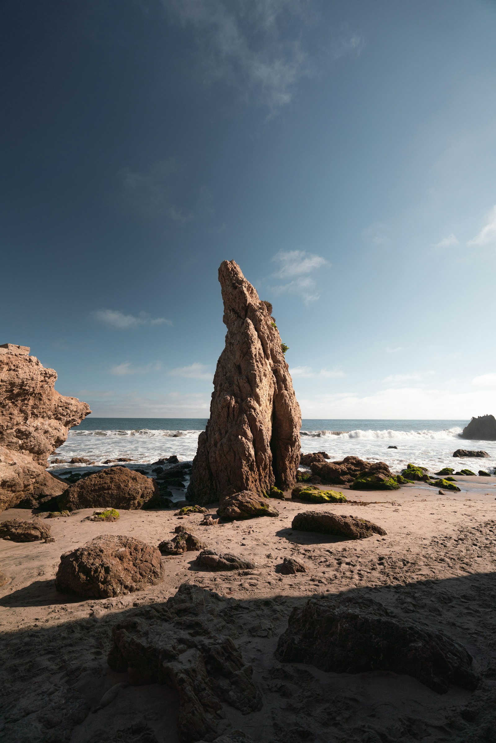 Sony a7R III + Sony Vario-Tessar T* FE 16-35mm F4 ZA OSS sample photo. Rock formation under blue photography