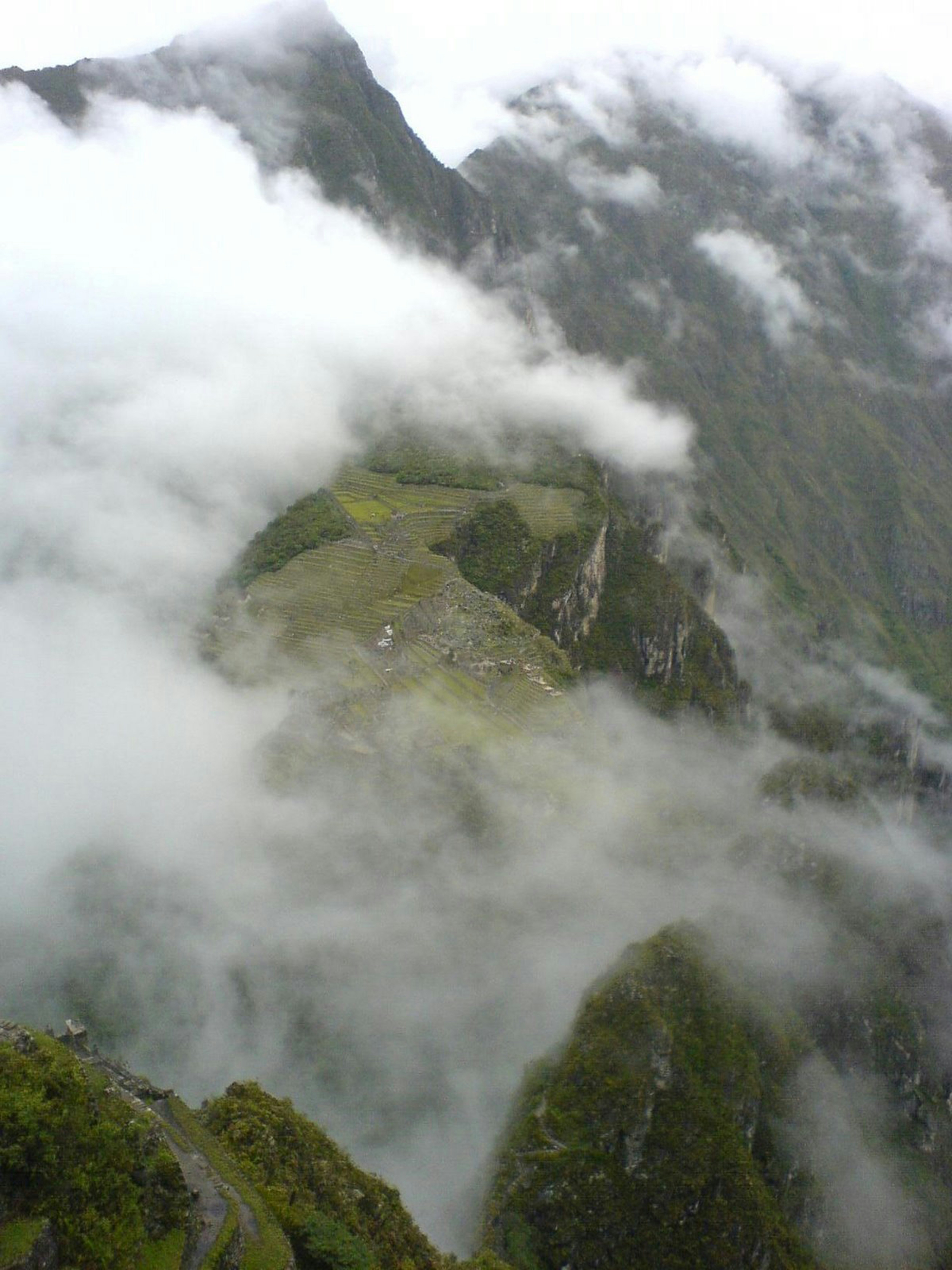 An old Peruvian 'cajón' instrument, representing creole music.