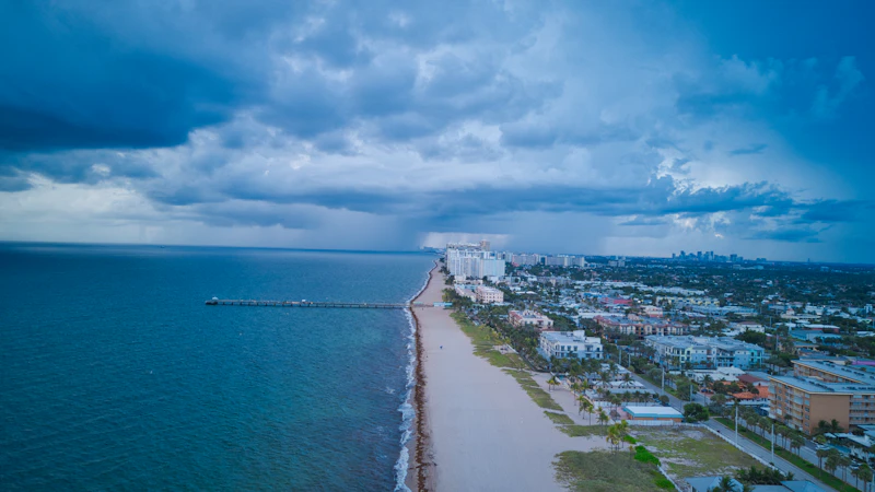 Sunrise over the shoreline at Lauderdale-by-the-Sea