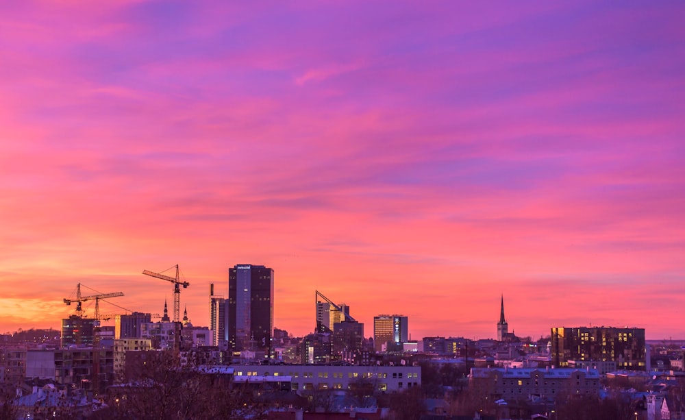 foto de edifícios panorâmicos da cidade