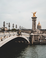 gray concrete bridge