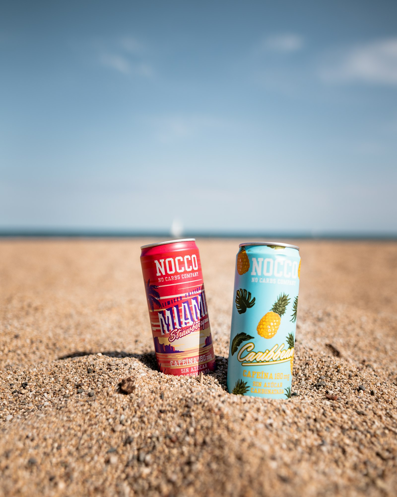 Sony a7R II + Sigma 24mm F1.4 DG HSM Art sample photo. Two drink cans on photography