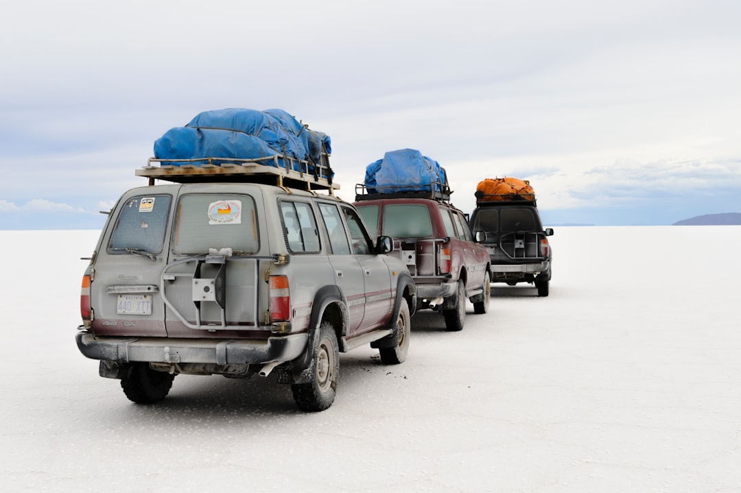 Crossing the Uyuni salt desert in Bolivia